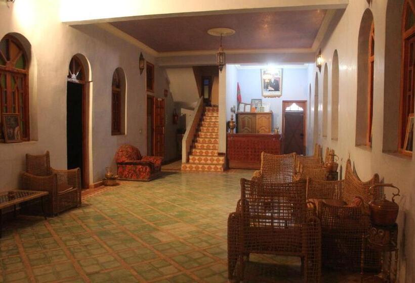 اتاق استاندارد, Dar Lamrani
