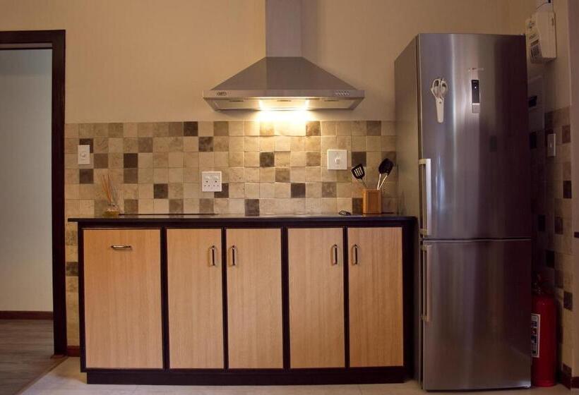 דירת חדר, Bakgat Blyplek