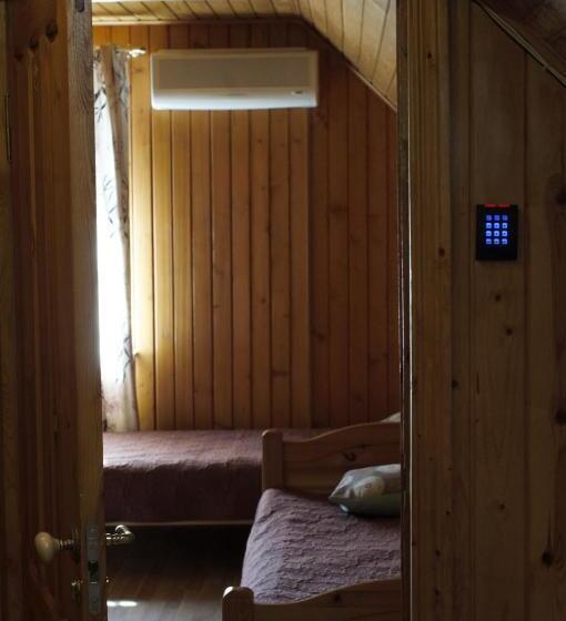 اتاق استاندارد چهار تخته, Guest House Eco Home