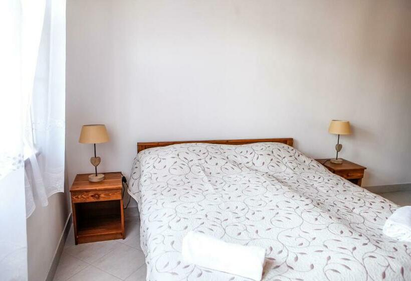 חדר סטנדרט, Katica Vendégház