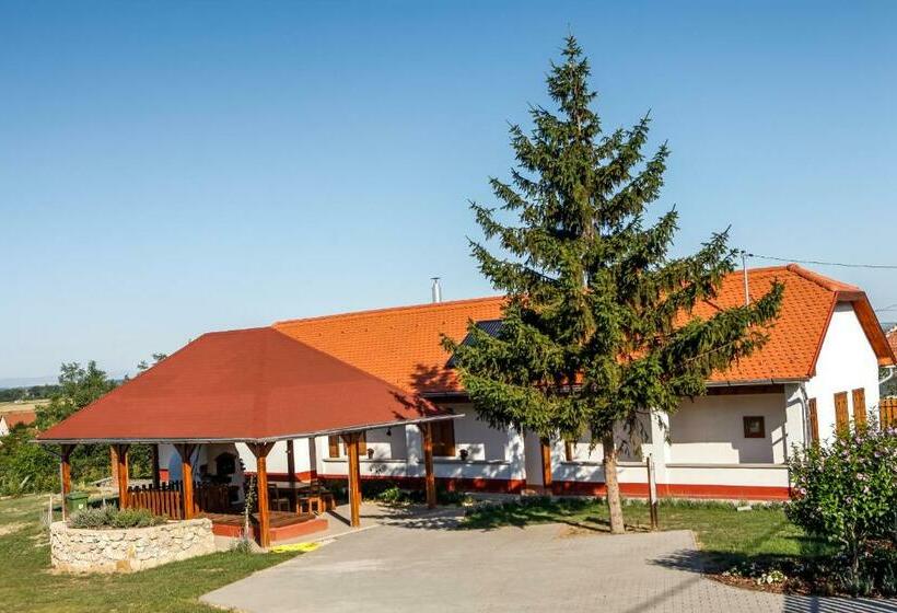 חדר סטנדרט, Katica Vendégház