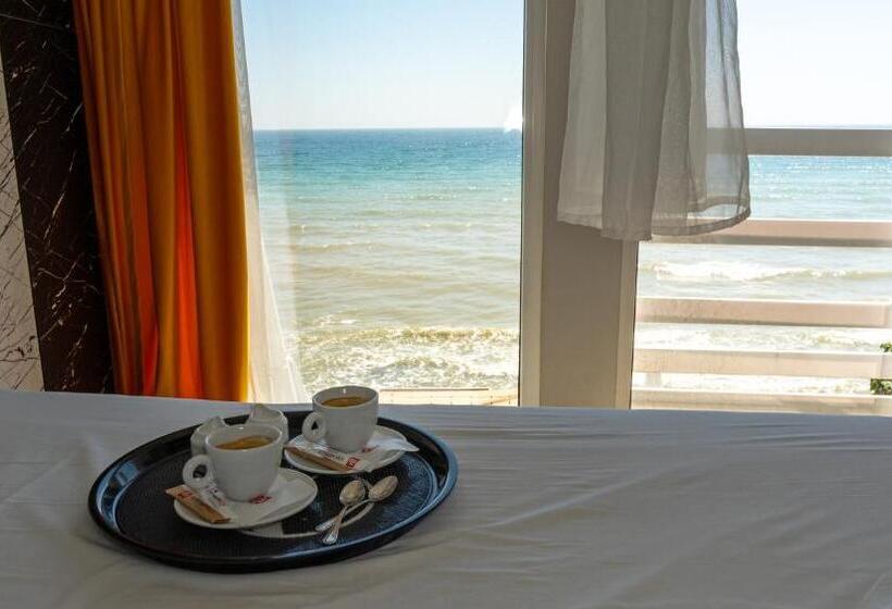 اتاق استاندارد با چشم‌انداز دریا, Sea&sky Villa Costinesti