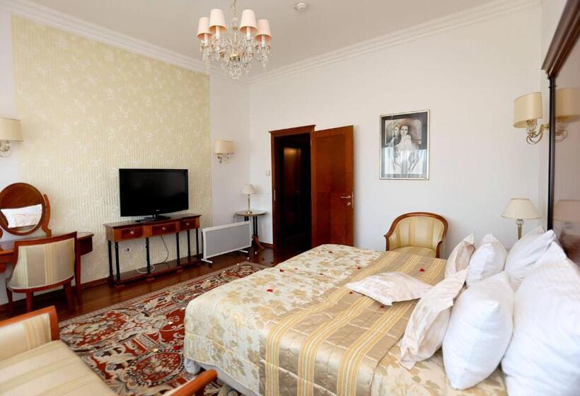 آپارتمان لوکس 1 خوابه, Apart Hotel Integra