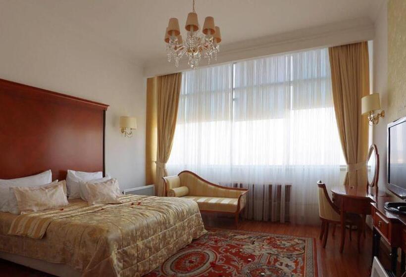 آپارتمان لوکس 1 خوابه, Apart Hotel Integra