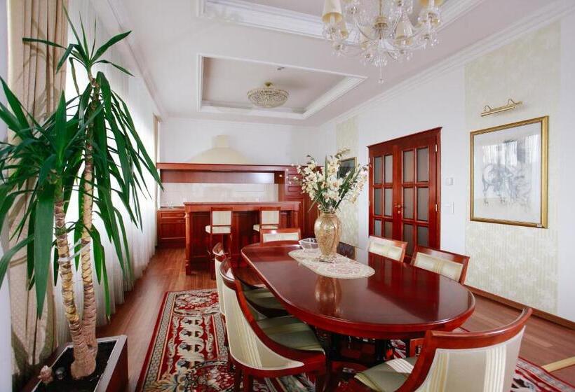 آپارتمان لوکس 1 خوابه, Apart Hotel Integra