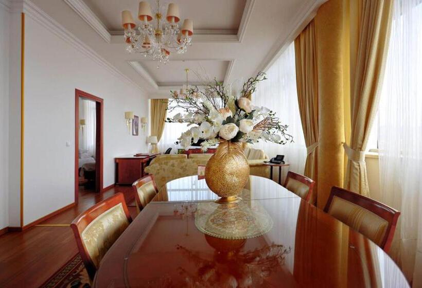 آپارتمان لوکس 1 خوابه, Apart Hotel Integra