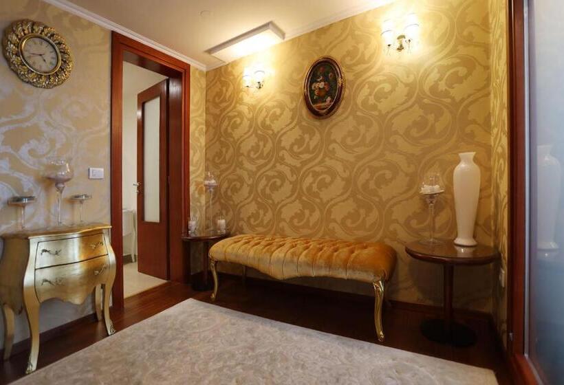 اتاق استاندارد چهار تخته, Apart Hotel Integra