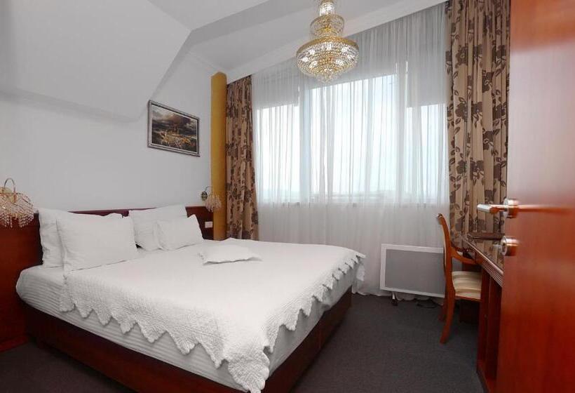 اتاق استاندارد چهار تخته, Apart Hotel Integra