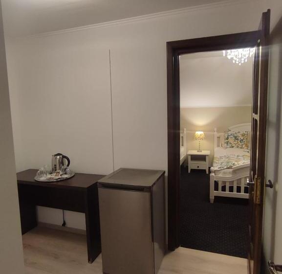 اتاق استاندارد سه نفره, Casa Alina