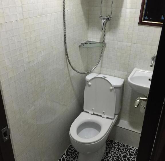 اتاق خانوادگی, Prestige Guesthouse