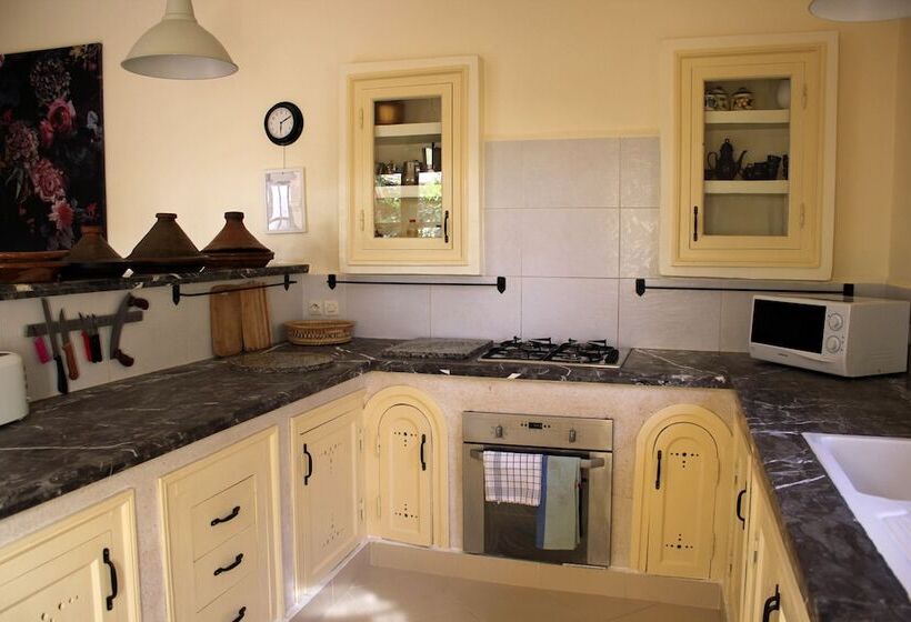 Номер Стандарт, Tifawin Home And Garden