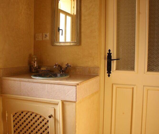 Номер Стандарт, Tifawin Home And Garden