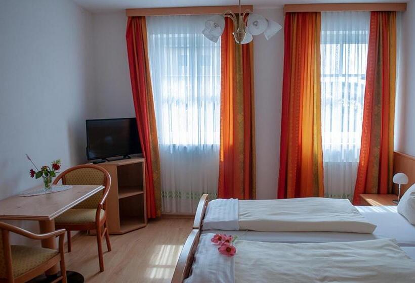 Апартаменты 1 Спальня, Pension Hiesel Villa Untersbergblick