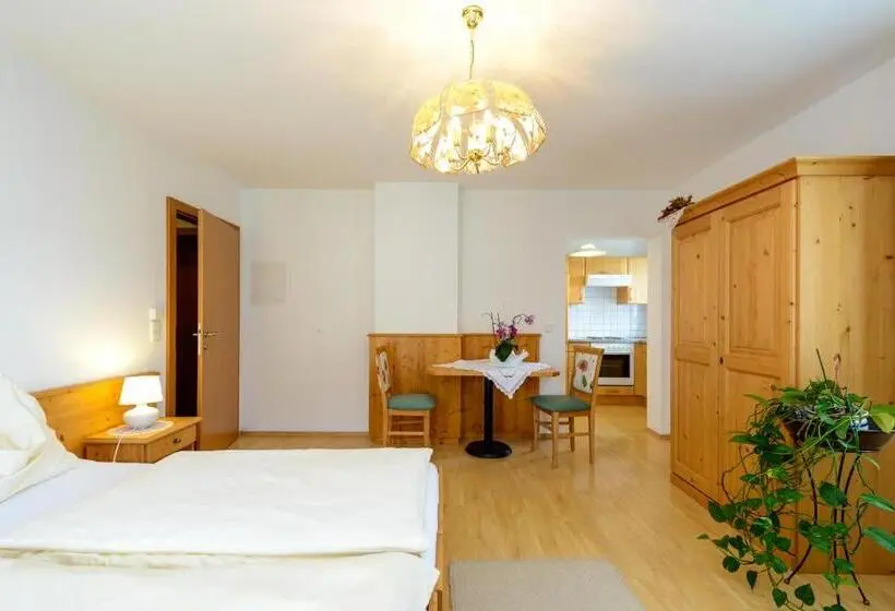 １階の１ベッドルームアパートメント, Pension Hiesel Villa Untersbergblick