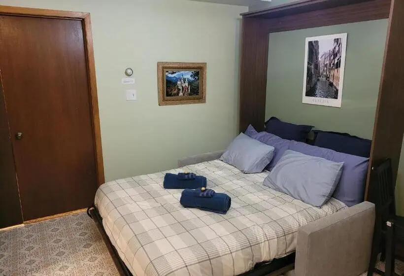 バルコニー付き1ベッドルームアパートメント, Bowering Lodge