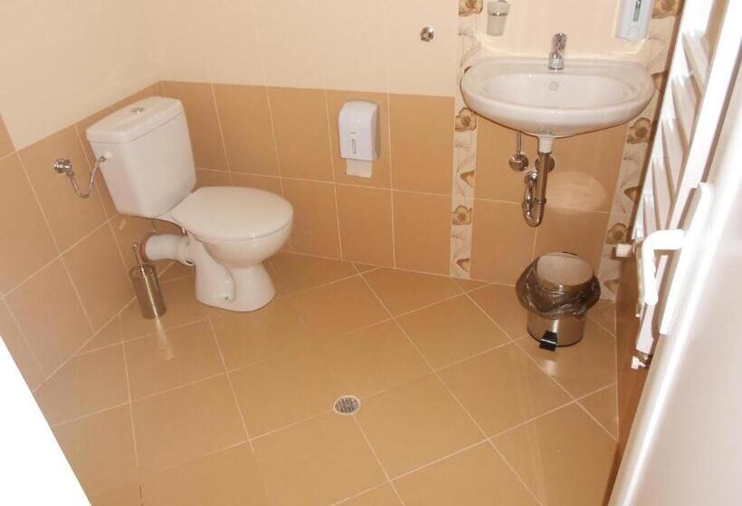 Семейный Номер, Guest House Tsenovi