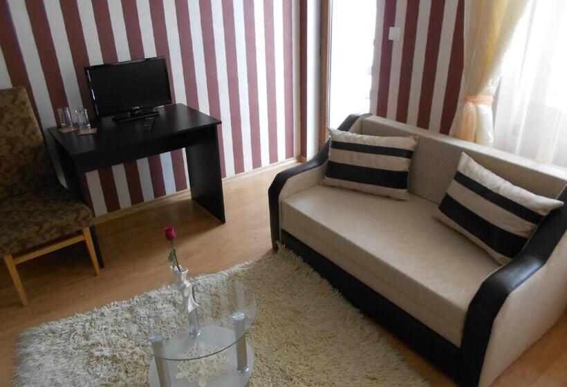 סוויטת ג'וניור, Guest House Tsenovi