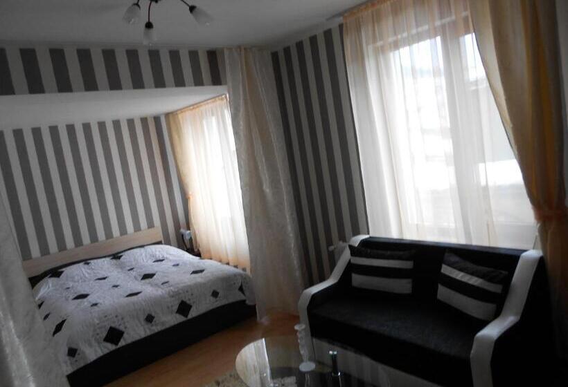 חדר דלוקס, Guest House Tsenovi