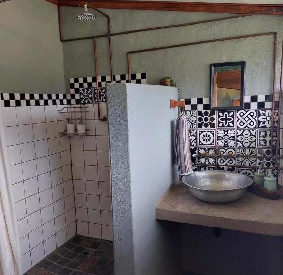 デラックスルーム, Rustique