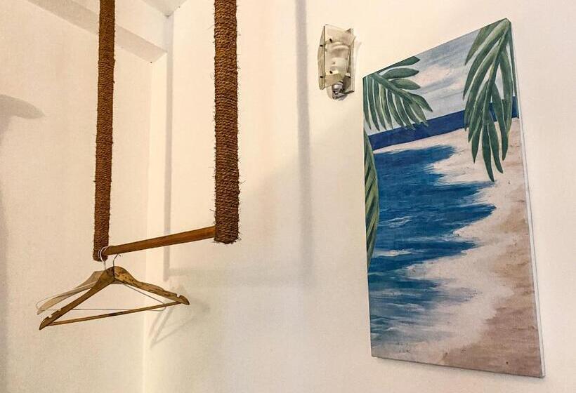 Номер Стандарт Верхний Этаж, Seasons Four