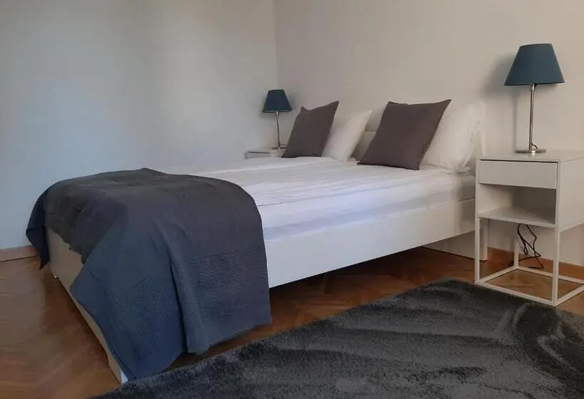 آپارتمان 1 خوابه با چشم‌انداز باغ, Vrnjci House