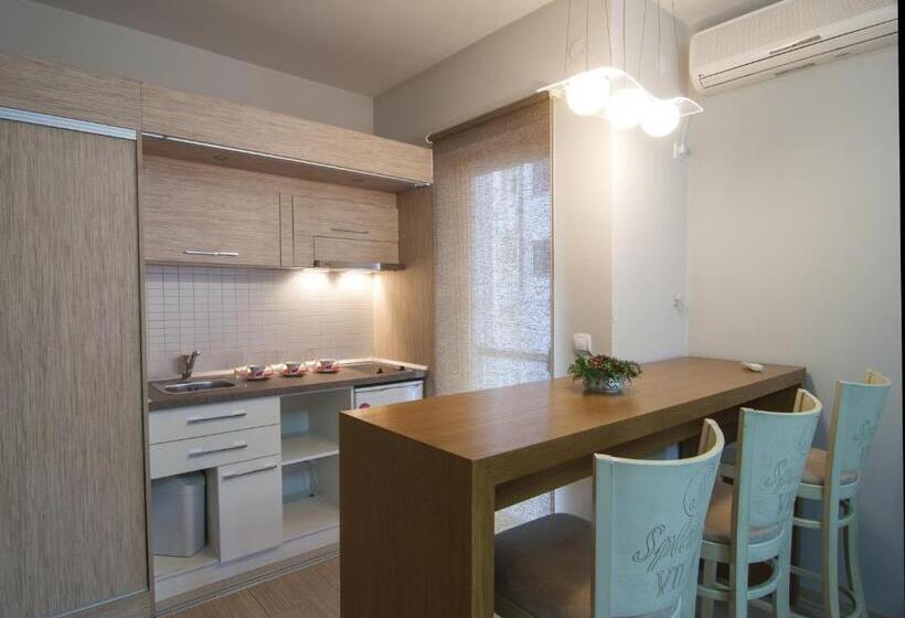 آپارتمان 1 خوابه با تراس, Apartments Villa Splendor