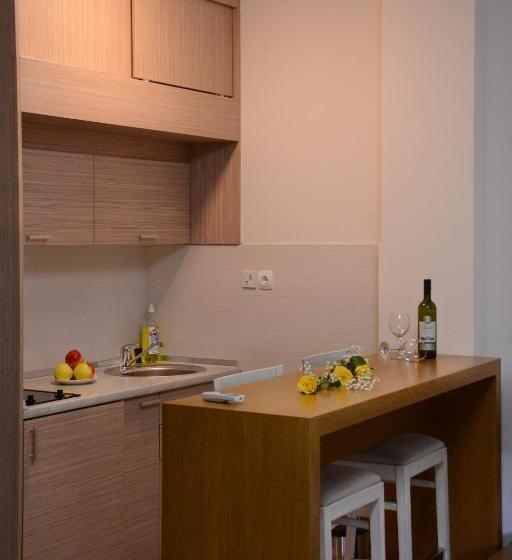 استودیوی استاندارد, Apartments Villa Splendor