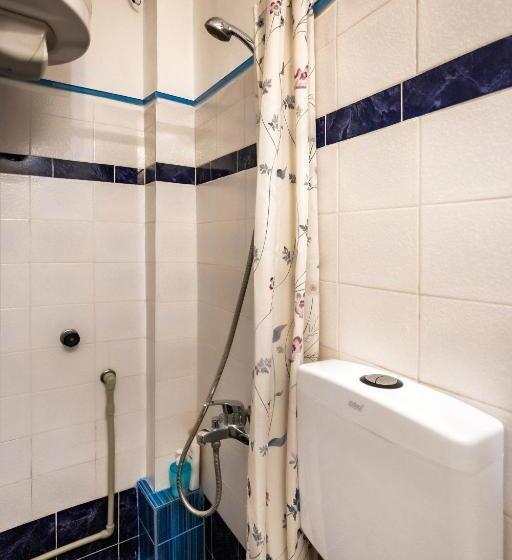 4인용 스탠다드 룸, Residence Art Guest House