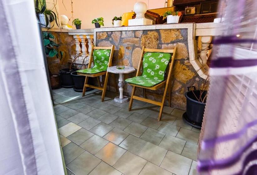 스탠다드 테라스 룸 파노라마 전망, Residence Art Guest House