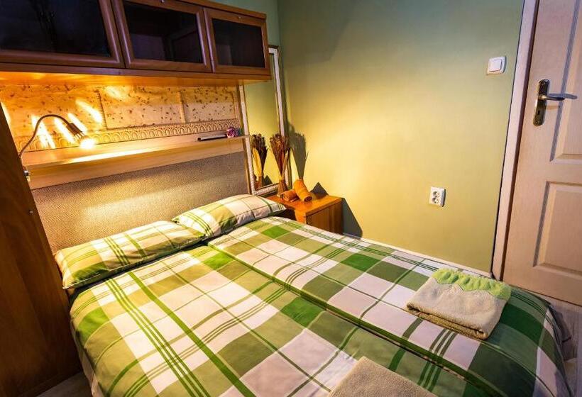 이코노미 룸, Residence Art Guest House