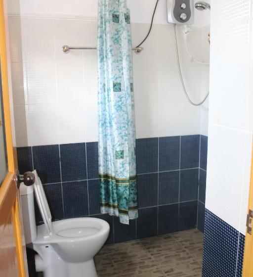 اتاق استاندارد, Suwani Pinnawala Homestay