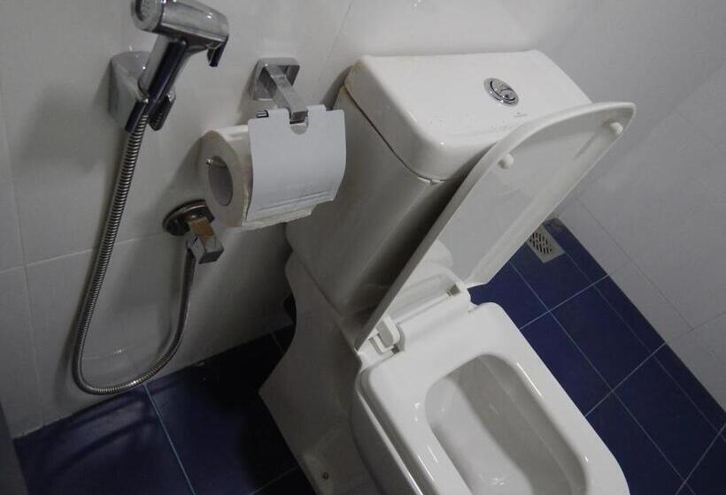 패밀리 룸, Suwani Pinnawala Homestay