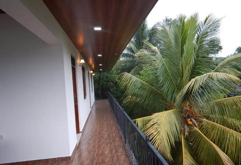 ファミリールーム, Suwani Pinnawala Homestay