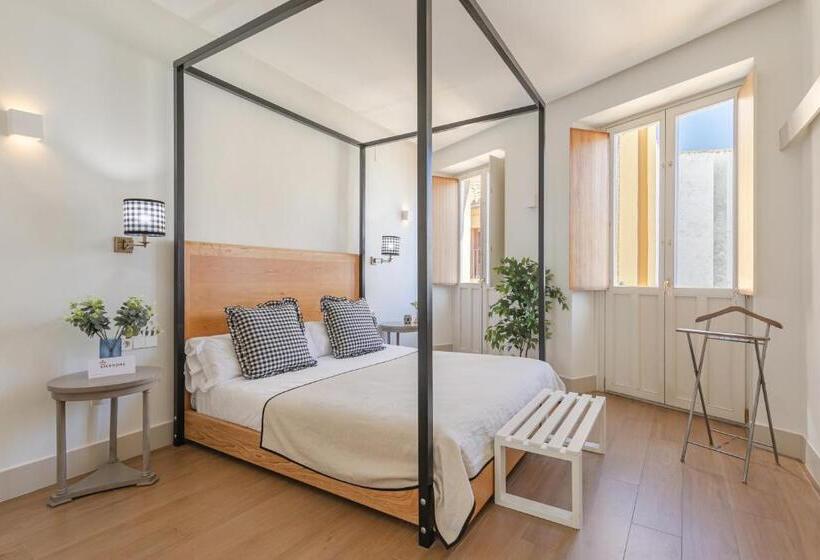 اتاق سوپریور, Nüa Cicerone