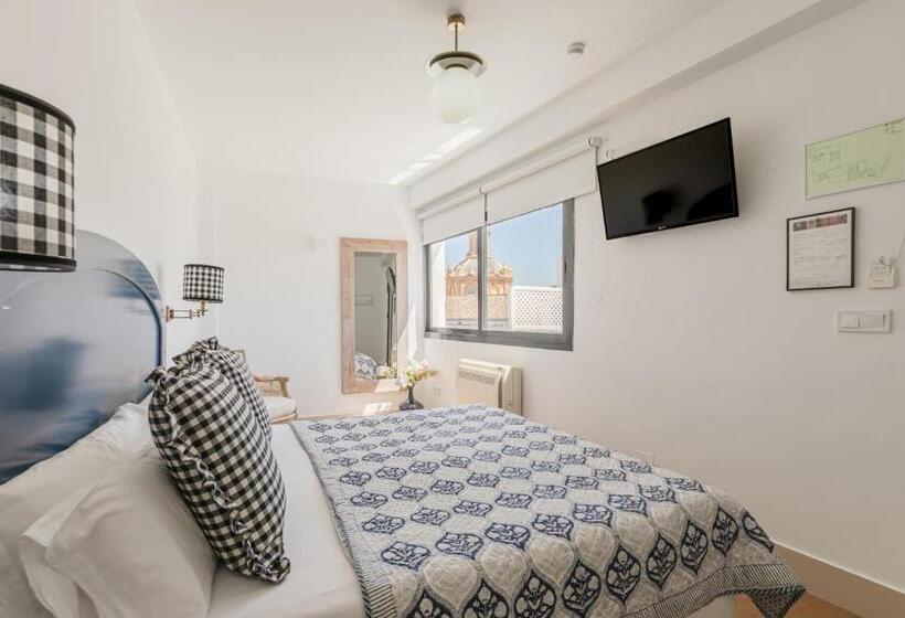 اتاق استاندارد با تراس, Nüa Cicerone