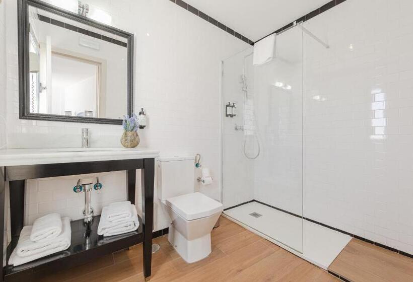 اتاق استاندارد با تراس, Nüa Cicerone