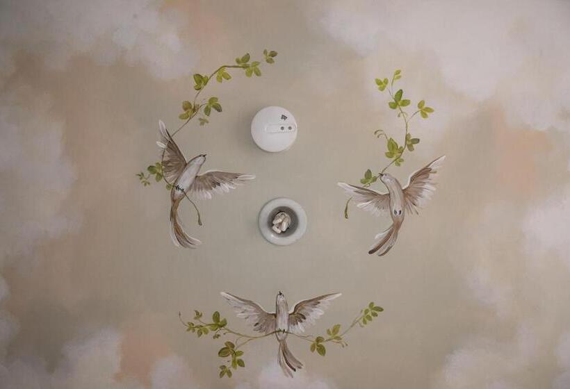 غرفة قياسية, La Orquidea