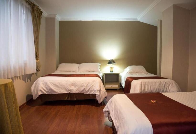 غرفة قياسية ثلاثية, La Orquidea