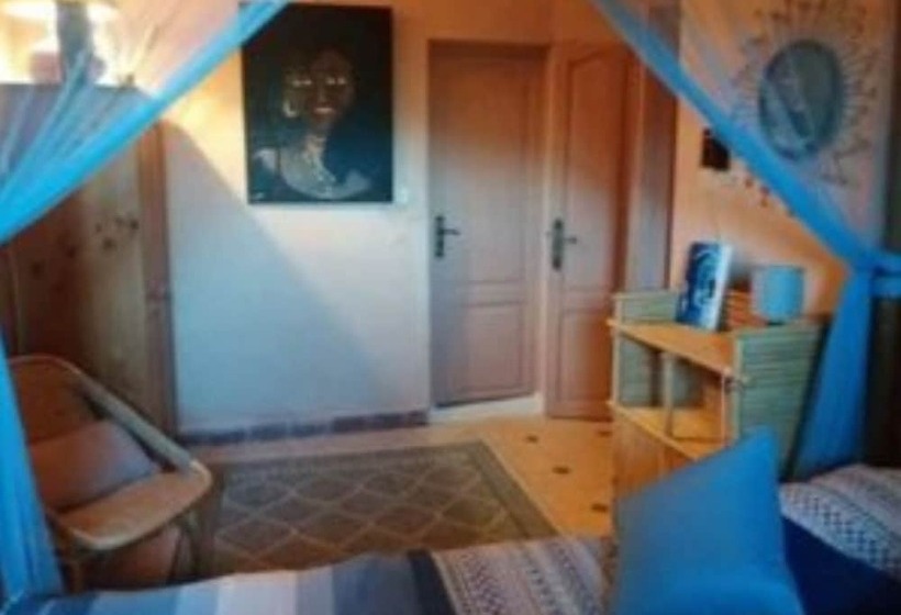 스탠다드 룸, Dar Pienatcha