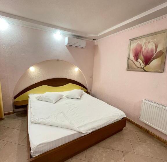 Номер Стандарт Трехместный, Fortetsya