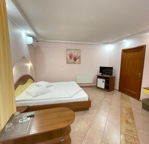 Номер Стандарт Трехместный, Fortetsya