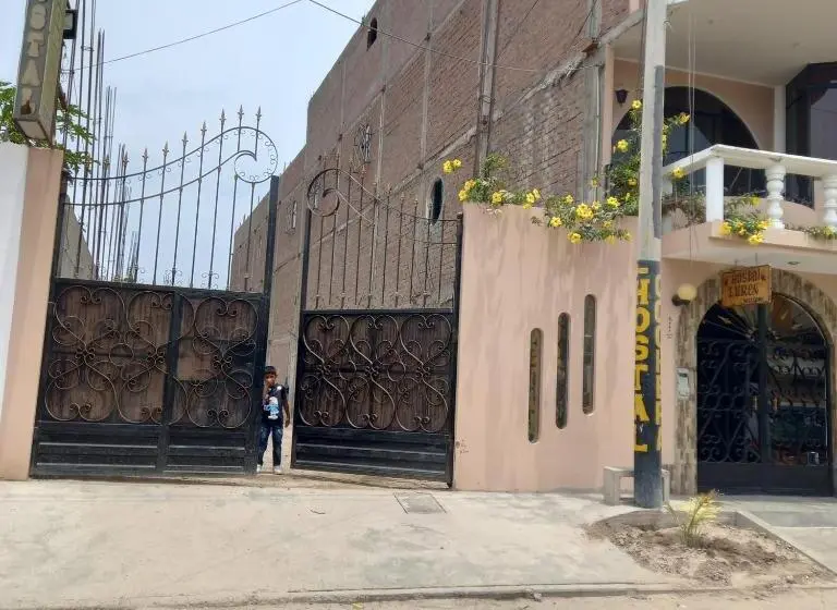اتاق استاندارد یک نفره, Hostal Luren
