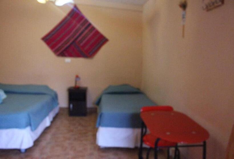 اتاق استاندارد, Hostal Tuyasto