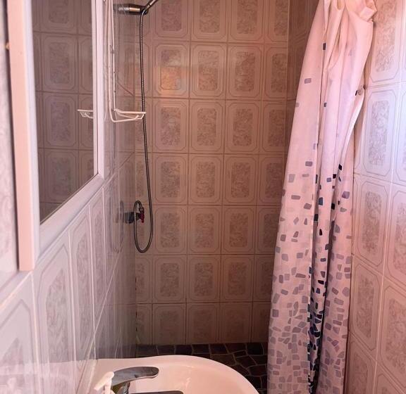 Quarto Quadruple Standart Vista Jardim, Hostal Tuyasto