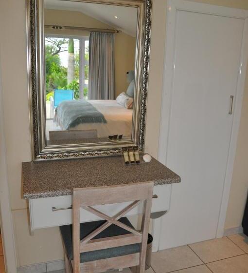 キングサイズベッドのスイートルーム, King Palm Self Catering Suite