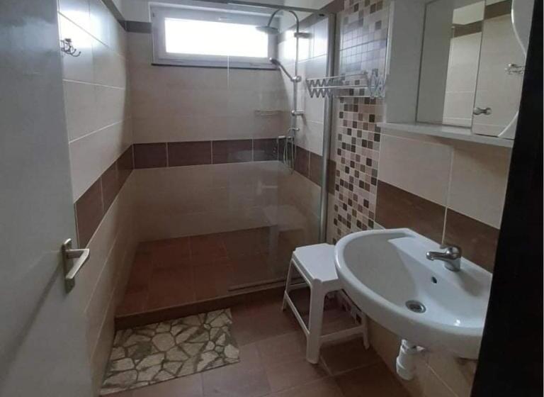 标准三人间, Pegazus Vendégház