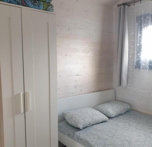 خانه 1 خوابه, Svečių Namai ,, Opes Vyngis