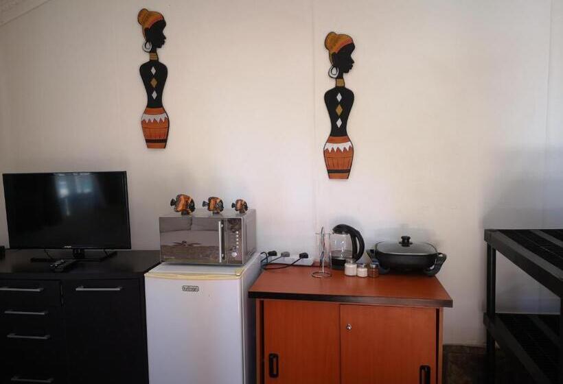 スタンダードルーム, The Guesthouse