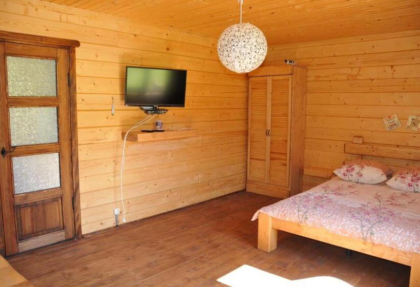 غرفة قياسية مطلة على الجبل, Kozichky Guest House