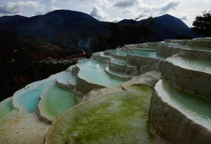 اتاق استاندارد با تخت بزرگ, Lijiang Three Wells Inn